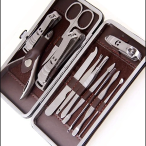 Deri Çantalı 12'li Manikür Seti