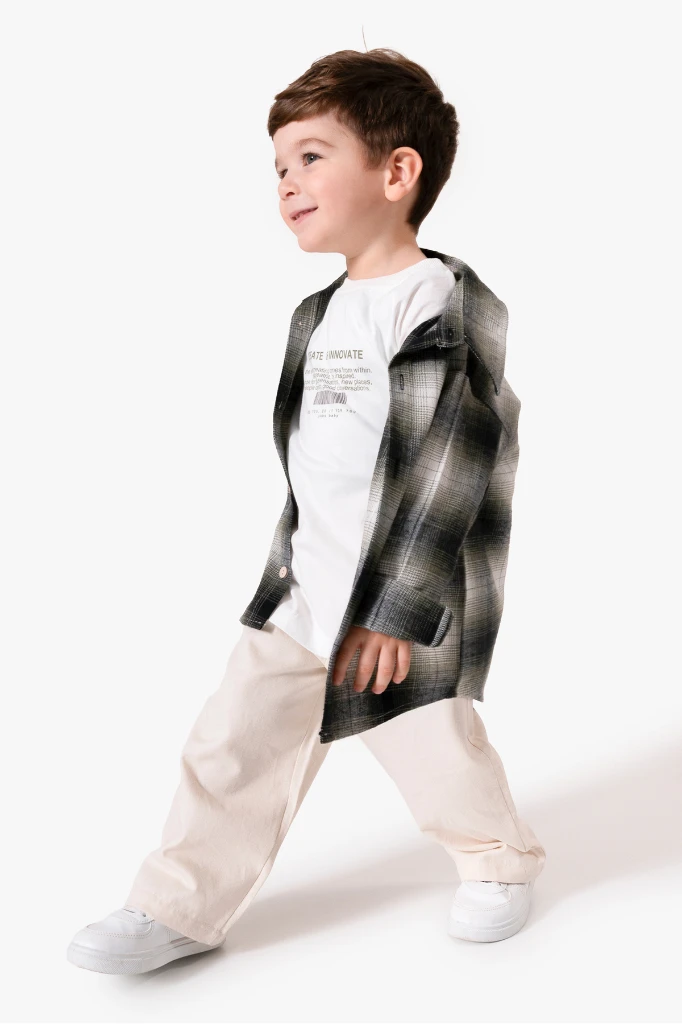 Ekose Gömlekli & Cep Detaylı Erkek Çocuk 3'lü Mevsimlik Takım - Görsel 3