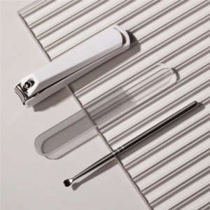 EZERE 3in1 Taşınabilir Tırnak Makası + Törpü + Kulak Kaşığı Bakım Seti-(5775)